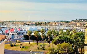 Grand Appartement Proche Port Et Plages, 6 A 8 Pers, 3 Chambres, Climatise