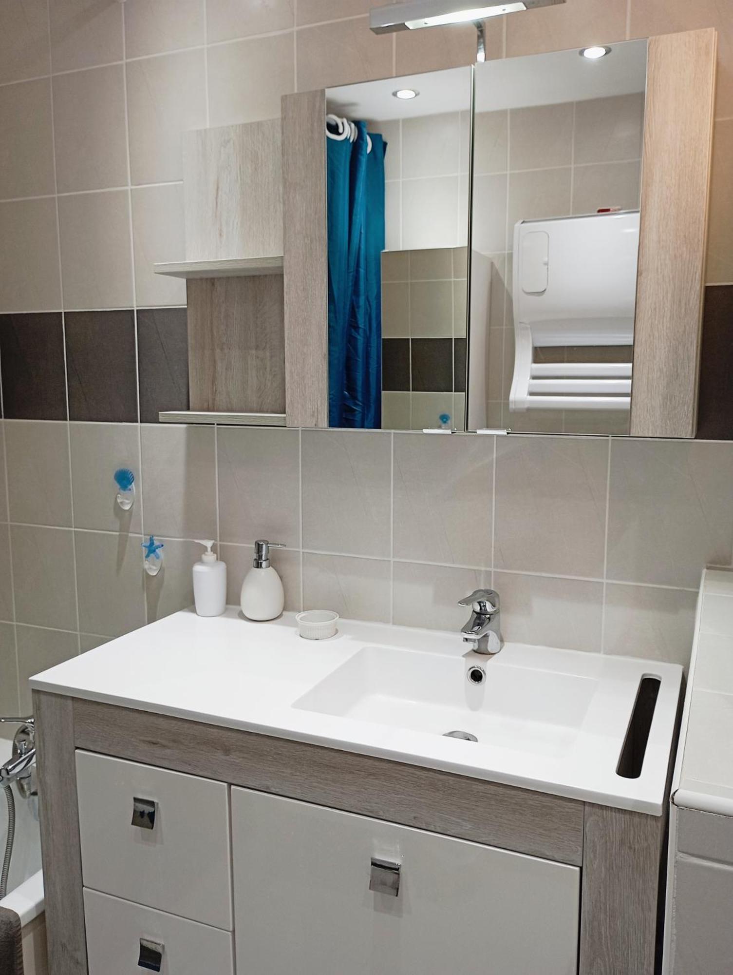 Grand Appartement Proche Port Et Plages, 6 A 8 Pers, 3 Chambres, Climatise Agde Extérieur photo
